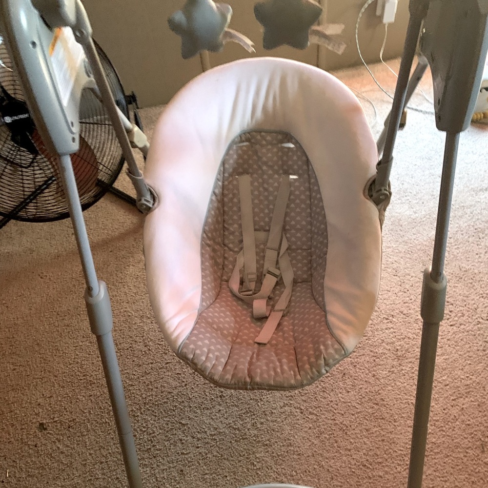 Baby swing